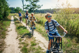 balade à vélo en charente maritime gites saint romain de benet